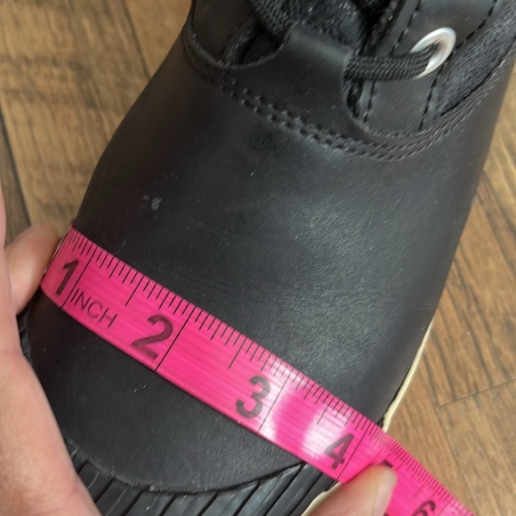 Keen waterproof boots - Picture 15 of 15